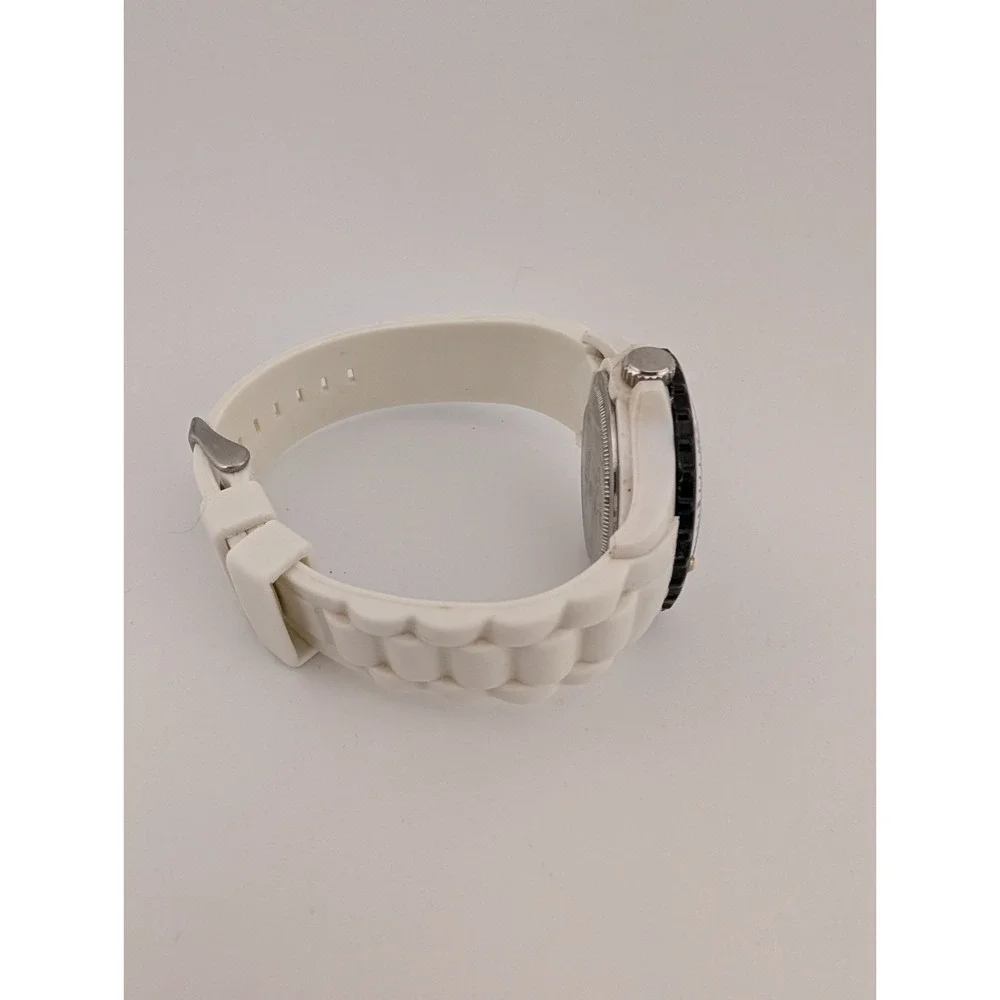Rave Watch Men 39mm Case Rotating Bezel White Silicone‎ Band- New Battery